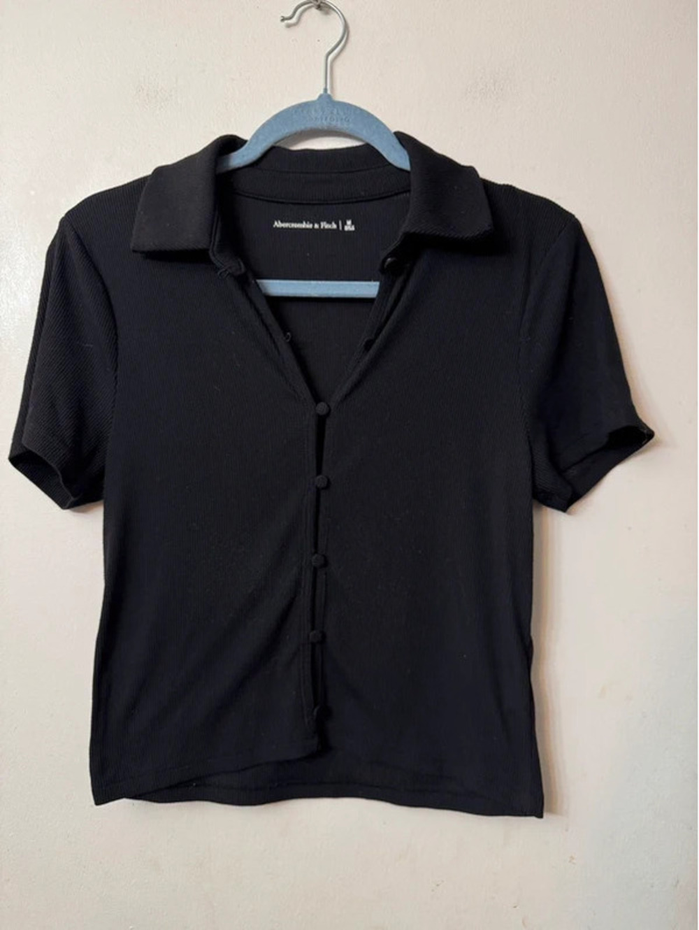 Abercrombie & Fitch Black Seamless Rib Fabric Polo Top - Size M